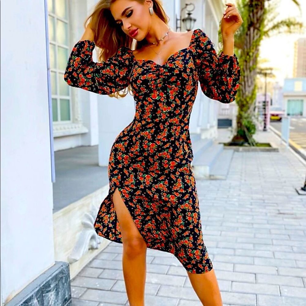 Sweetheart Neck Lantern Sleeve Split Thigh Floral Dress